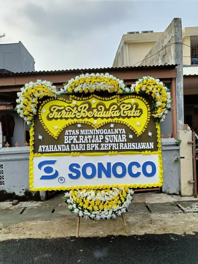 Karangan bunga papan