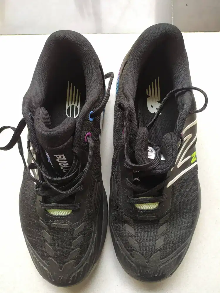 Sepatu Preloved New Balance Fuel Cell MCH 996