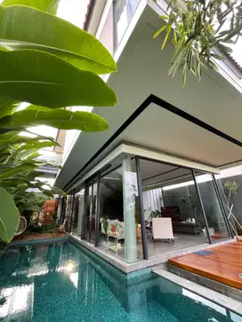 Rumah di Kota Baru Parahyangan, Mewah Full Furnish dan Elektronik