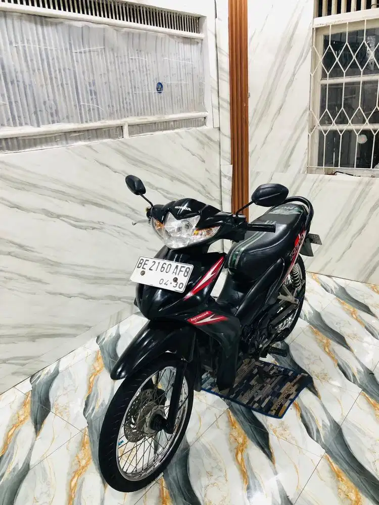 HONDA ABSOLUTE REVO ISTIMEWA 2011 Pajak Hidup