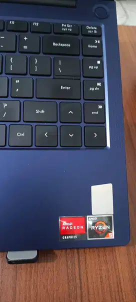 Laptop Zyrex D-Tech