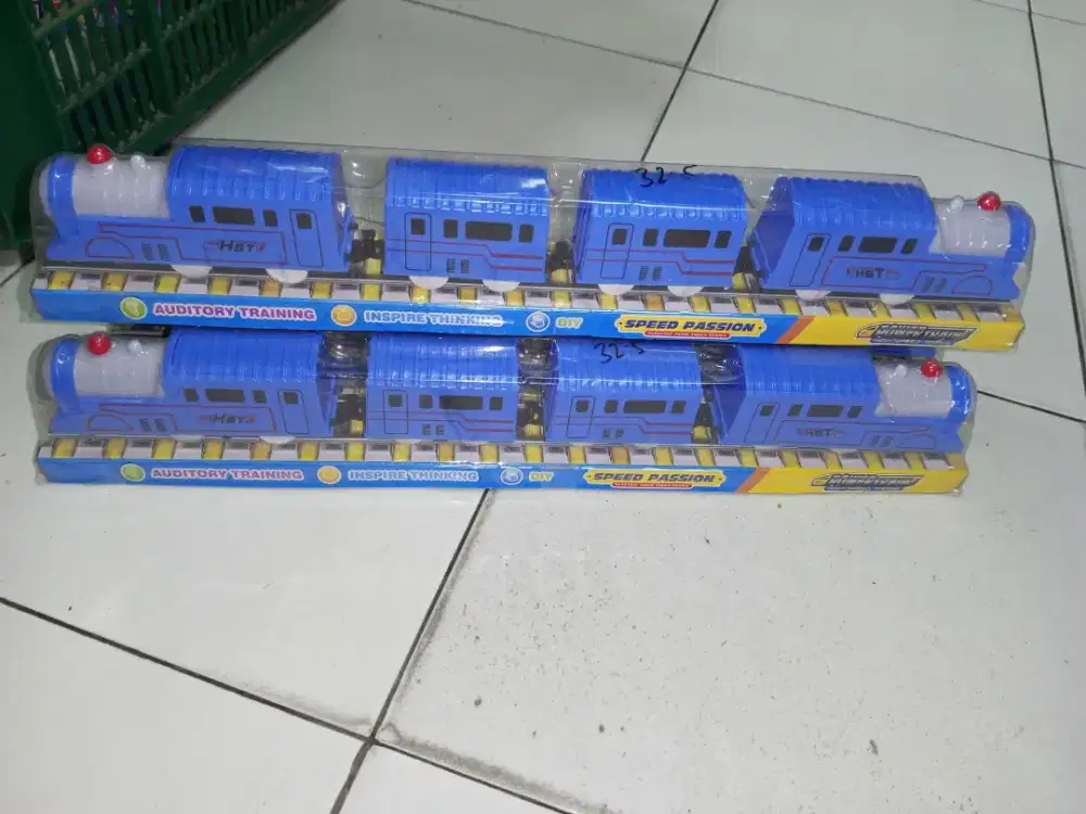 Mainan Anak Kereta Baterai