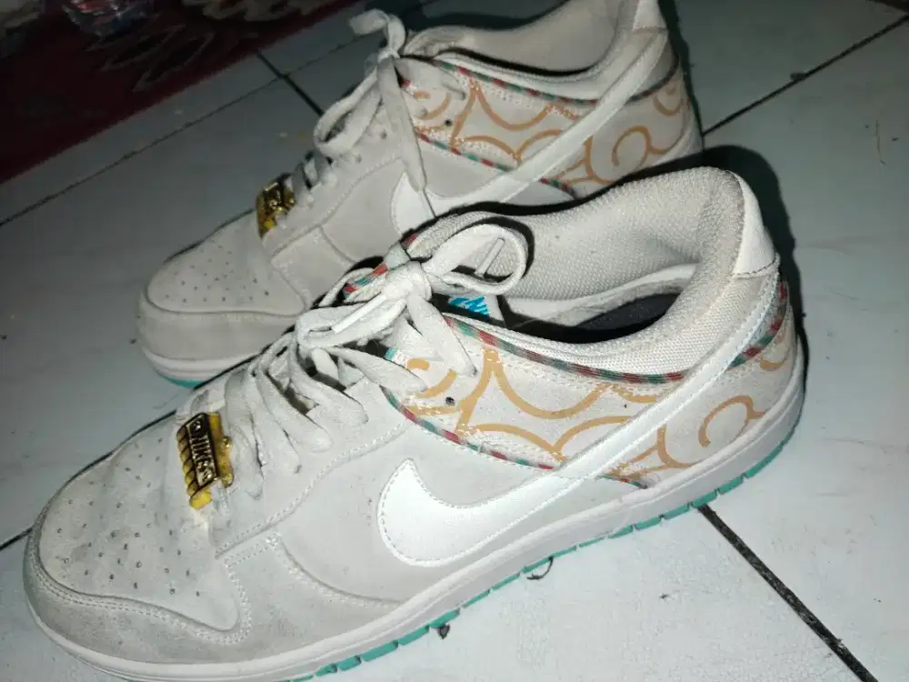 Jual sepatu Nike seken
