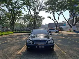 Mercedes-Benz C200 2002 Bensin