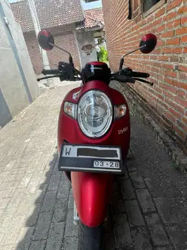 Scoopy Merah Tahun 2016