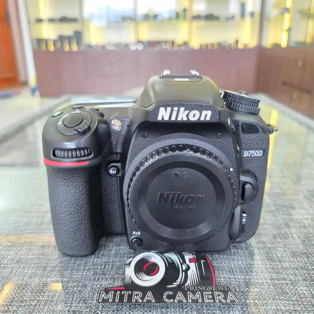 NIKON D7500 Like New