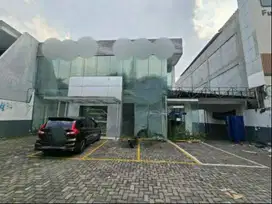 DISEWAKAN GEDUNG KANTOR RAYA HR MOHAMMAD - NOL JALAN RAYA