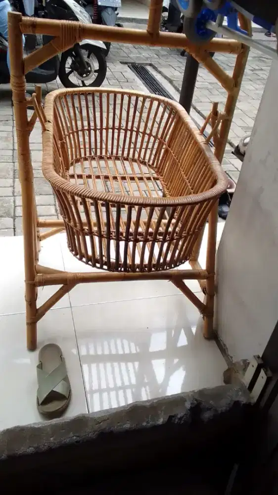 Ayunan Bayi Normal Lok kemanggisan