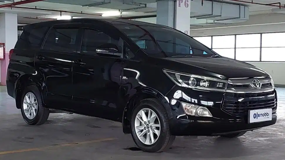 DP MURAH Toyota Kijang Innova 2.0 V Bensin-MT 2019  CCZIB