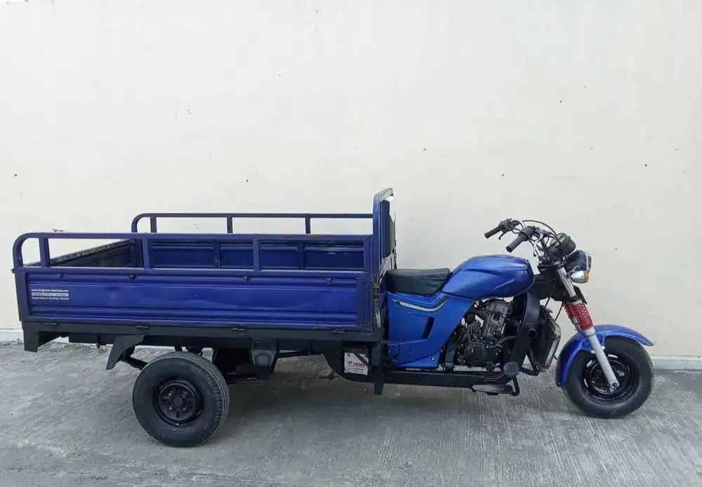 Sepeda Motor Tossa Roda 3, Tipe Tsz 200-2 Tahun 2013