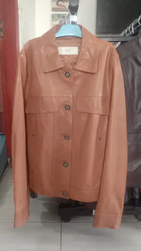 Jaket kulit asli import
