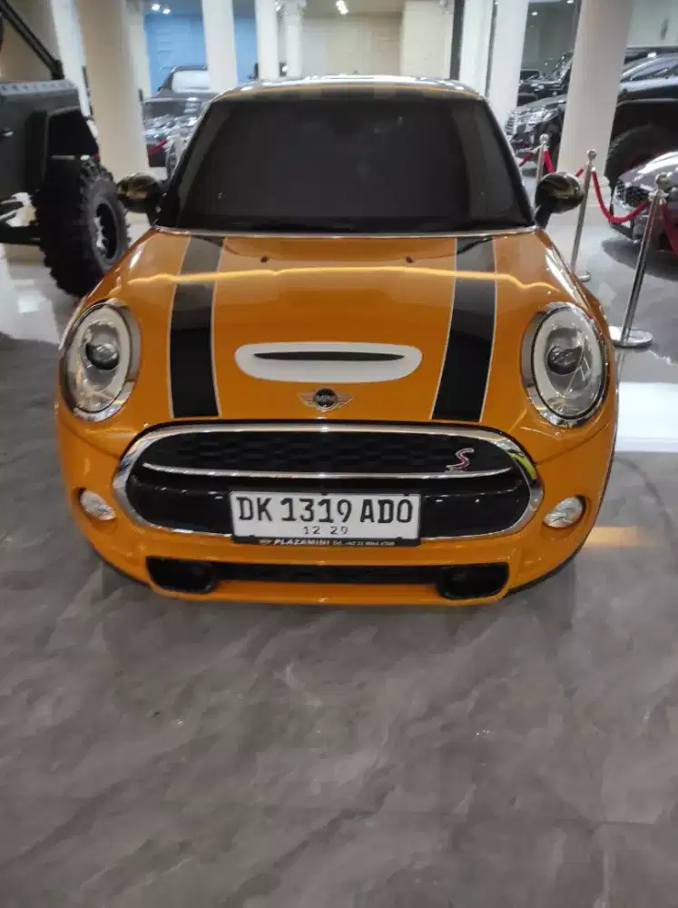 Mini cooper 2.0L S turbo oranye 2018