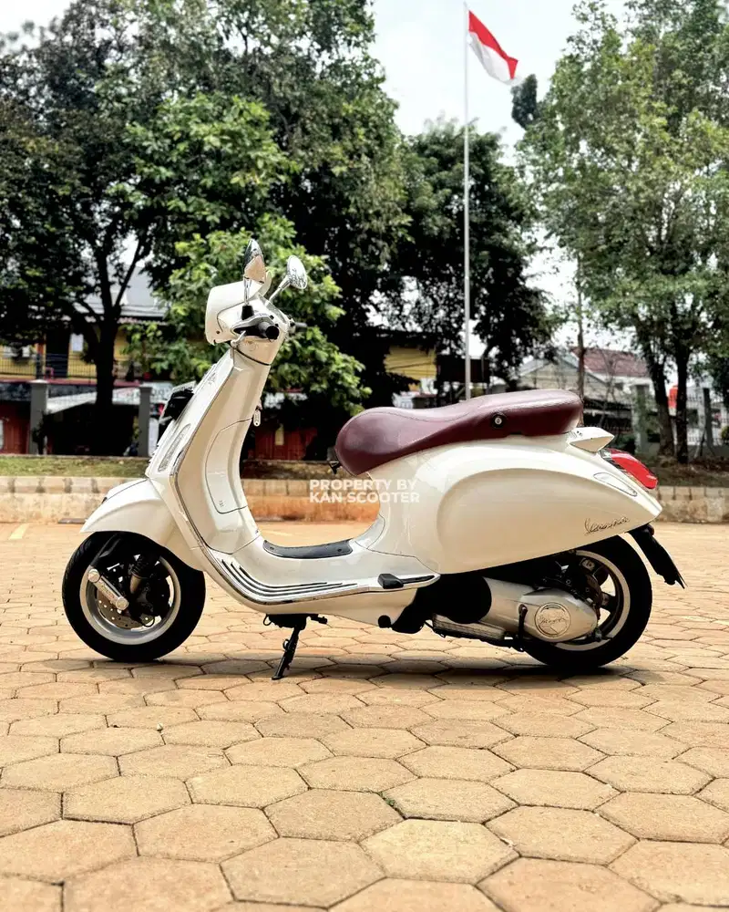 JUAL MURAH VESPA PRIMAVERA 150 3V 2014 MULUS