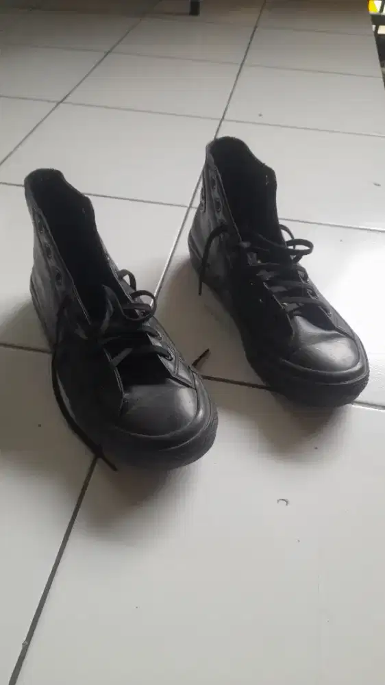 Sepatu Converse