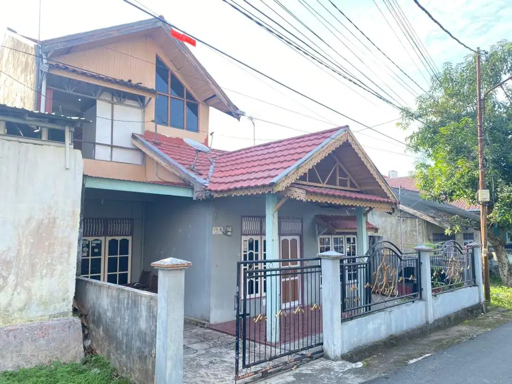 Dijual Rumah Strategis di Pusat kota Banjarbaru Jl.Karang Anyar 1
