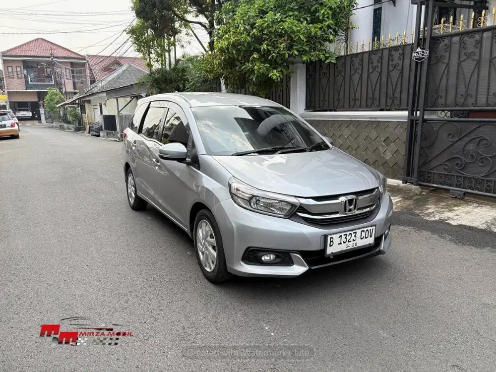 TDP 8 JUTA FREE ETOLL | Honda Mobilio E CVT 1.5 AT 2018 Abu-Abu