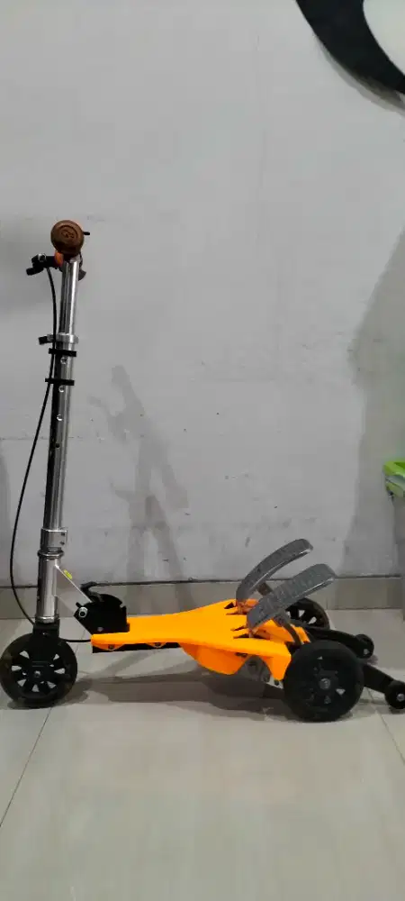 Sekuter Pedal Anak