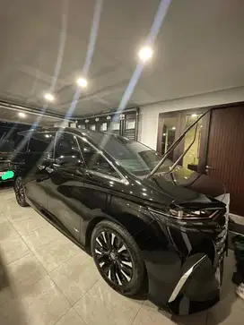 Toyota Alphard 2024 Bensin