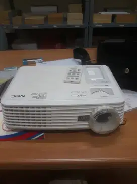 Infocus NEC NP-100