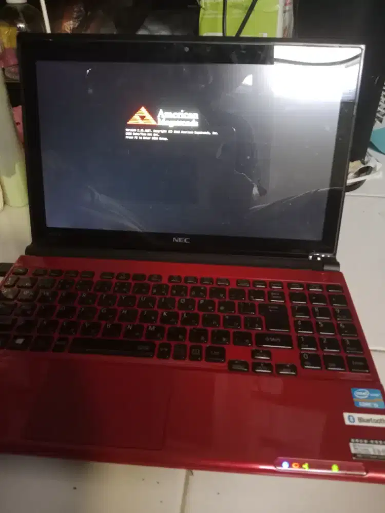 Laptop merk NEC