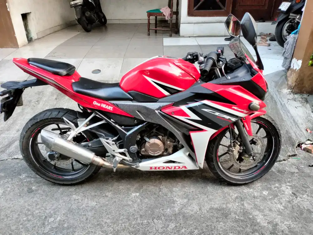 Honda CBR 150 tahun 2018 mesin halus