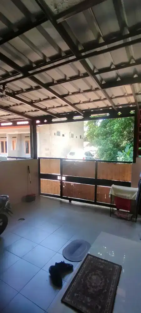 DIJUAL Rumah Hadap Timur Siap Huni Asri Nyaman Strategis Bekasi