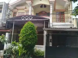 DIJUAL RUMAH MEGAH DI KOMPLEK BILLYMOON PONDOK KELAPA DUREN SAWIT