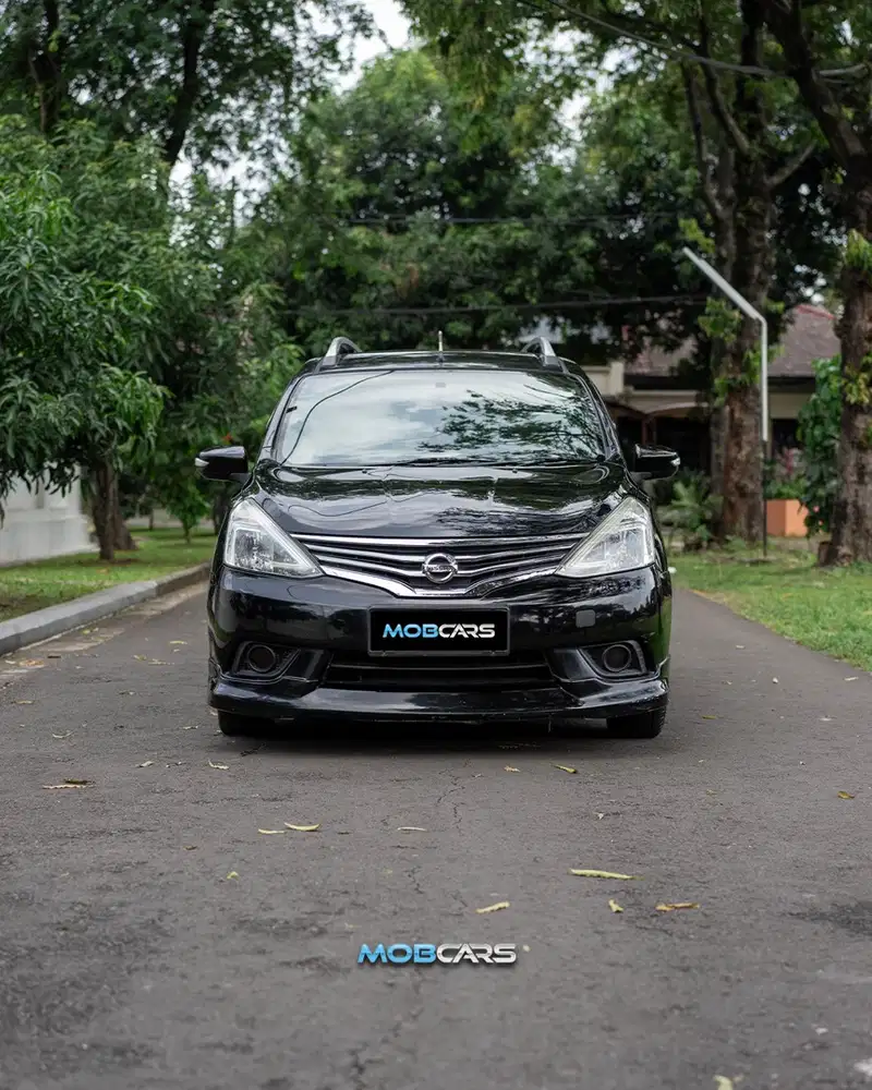 PALING MURAH Grand Livina Hws AT 2014 Bensin