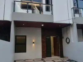 [JALAN 2 MOBIL] Rumah Mr Utan Kayu Matraman, Baru Jaktim Jakarta Timur