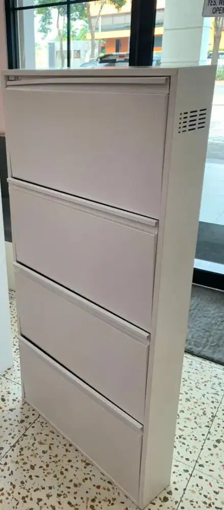 Rak sepatu besi buka tutup