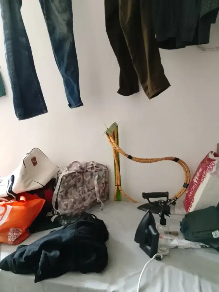 Seterika uap masih baru dijual