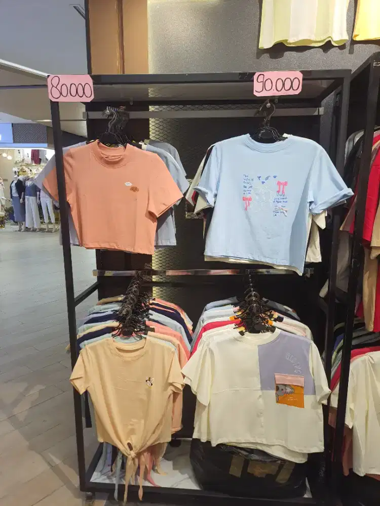 Rak baju serbaguna
