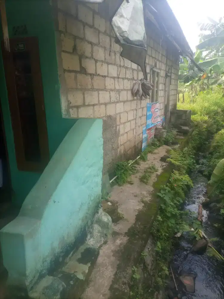 Rumah 70JT parakan ciomas