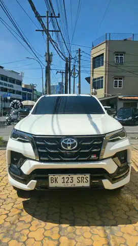Toyota Fortuner 2023 Diesel