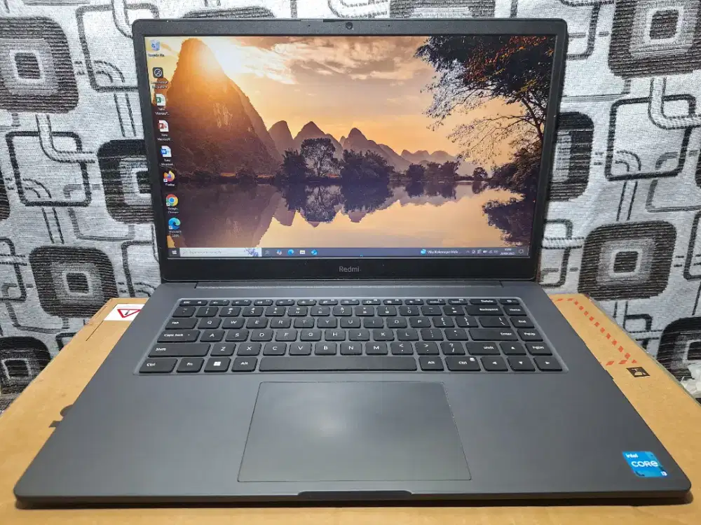 Laptop Redmi 15 Core i3 gen 11 ram 8gb SSD 512gb layar FHD mantap