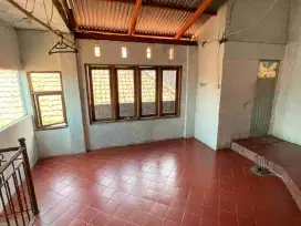 Dijual rumah di laladon siap huni lokasi dalam gang