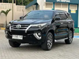 SUPER LOW KM MULUS TERAWAT ! Toyota Fortuner 2.4 VRZ AT DIESEL 2019