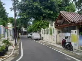 Rumah Lama dengan Luas tanah 328m2 cempaka putih