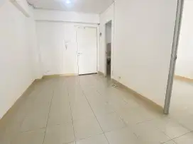 For Rent Apt Greenbay Pluit Tipe 2 BR Unfurnished View Kolam Siap Huni