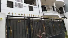 Rumah Kontrakan Praja Dalam K, Dekat Gandaria City