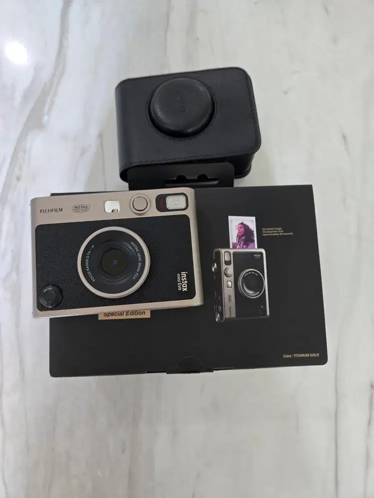 Fujifilm instax mini evo special 90th anniversary