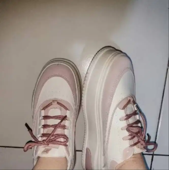 Sepatu wanita murah meriah