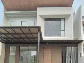 Gress Rumah Citraland Utama di Surabaya Barat