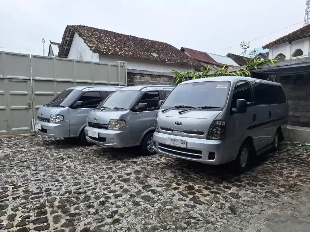 Dijual KIA PREGIO SE / TRAVELLO 2013 SIAP PAKAI