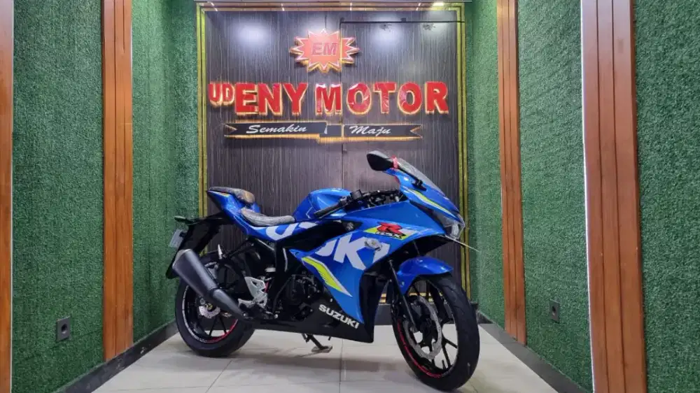 ENY MOTOR! LEGIT - SUZUKI GSX R 150CC TAHUN 2017 - PLAT BARU