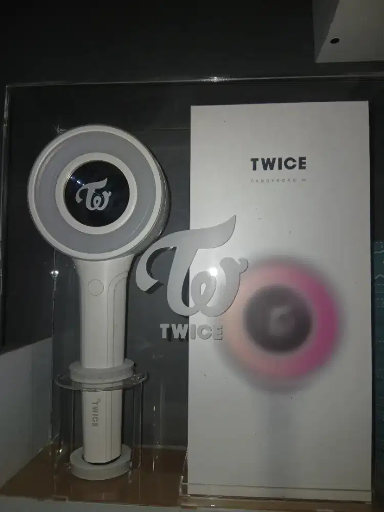 Lightstick Twice