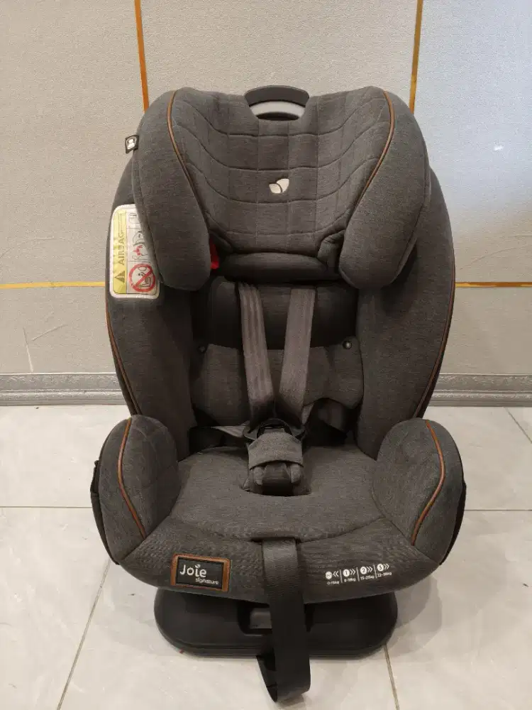 Carseat joie every stage fx signature