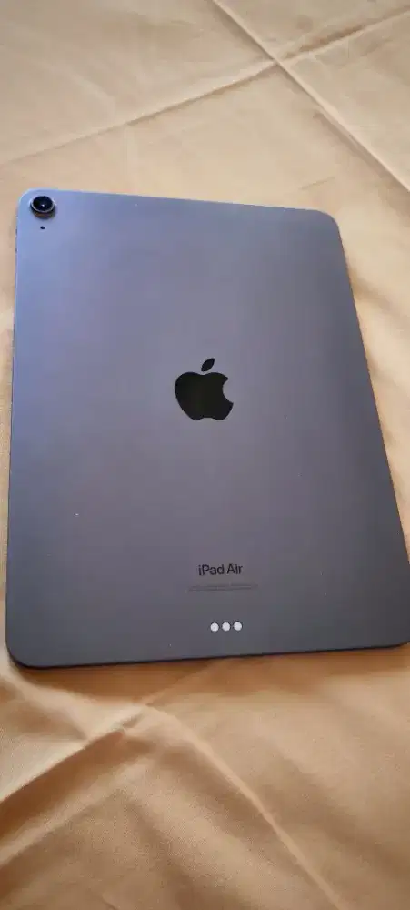 iPAD Air 5 , 64 gb