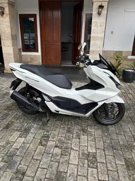 Dijual PCX cbs 2024 28jt nego alus