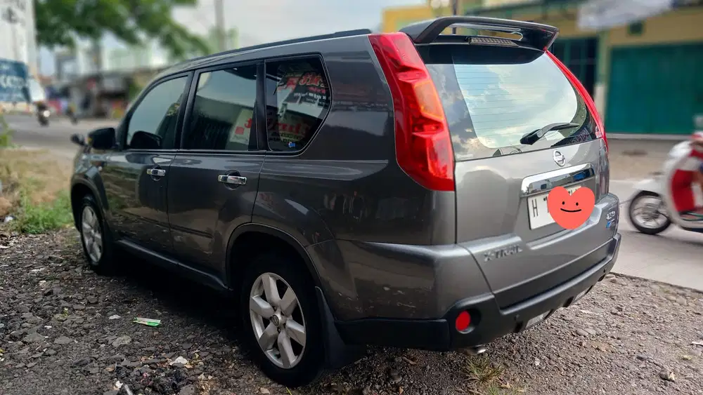 Nissan X-Trail 2010 Bensin